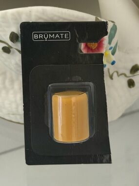 BruMate Yellow SUN DAISY Magnetic Straw Cover x1
